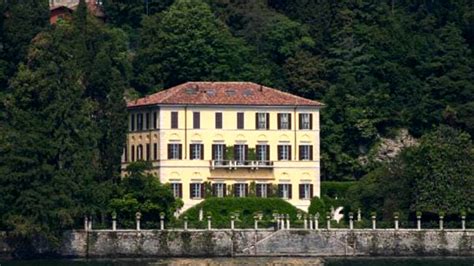 villa sul lago di versace|Lago di Como, Villa Fontanelle: il tempio di Versace che ospitò .